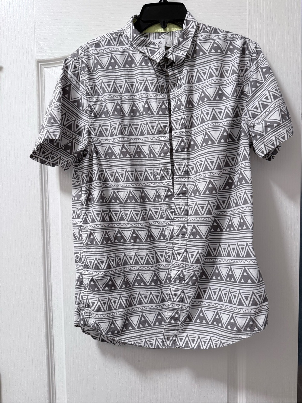 The Rail Short-Sleeve Button-Down Shirt - White & Gray Aztec Print